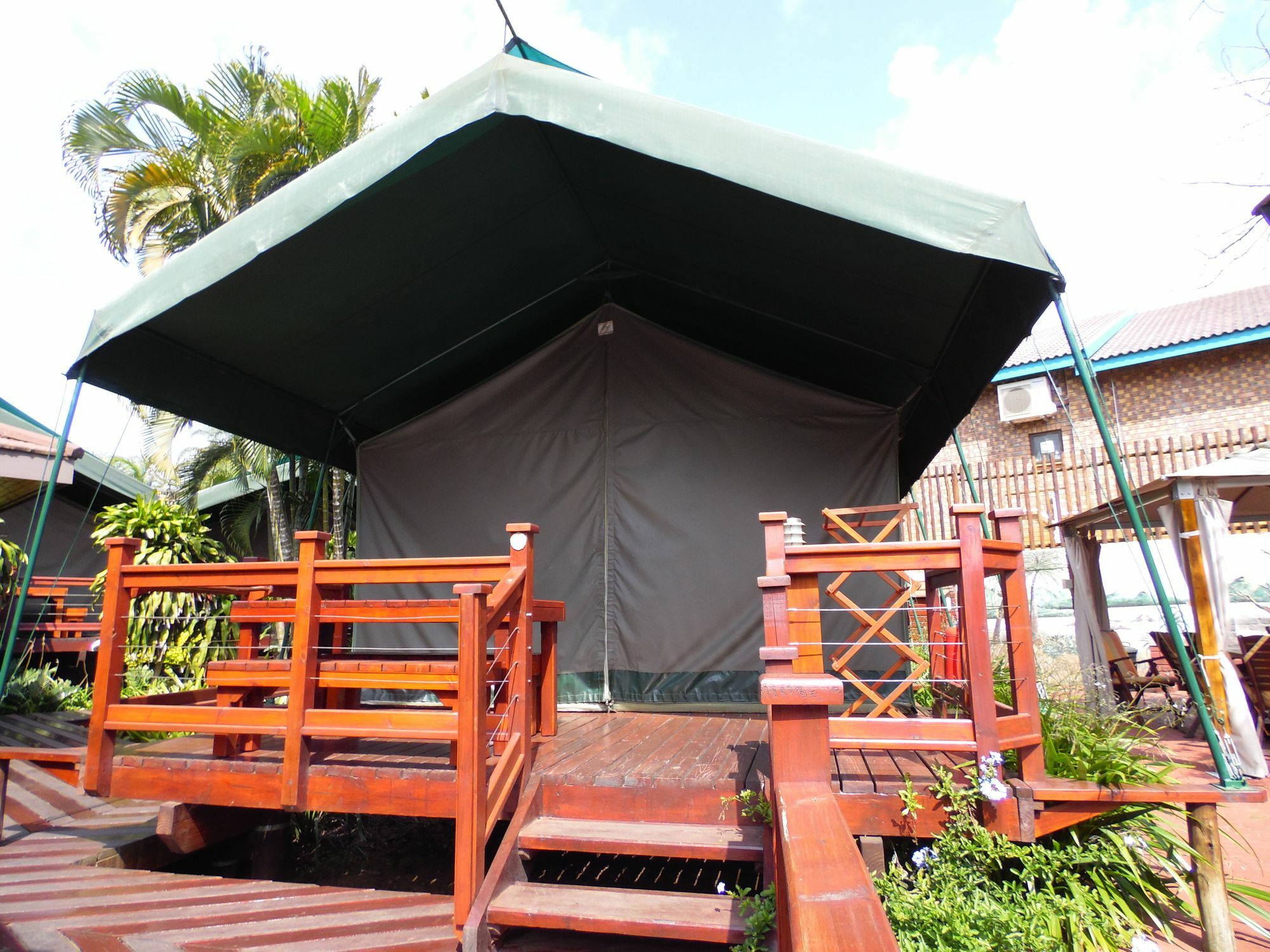 Luxury Tented Village @ Urban Glamping Сент-Люсия Экстерьер фото